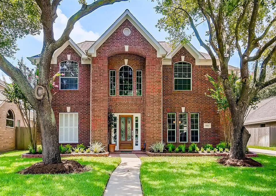 1st image of 3226 Eagles Knoll Ct