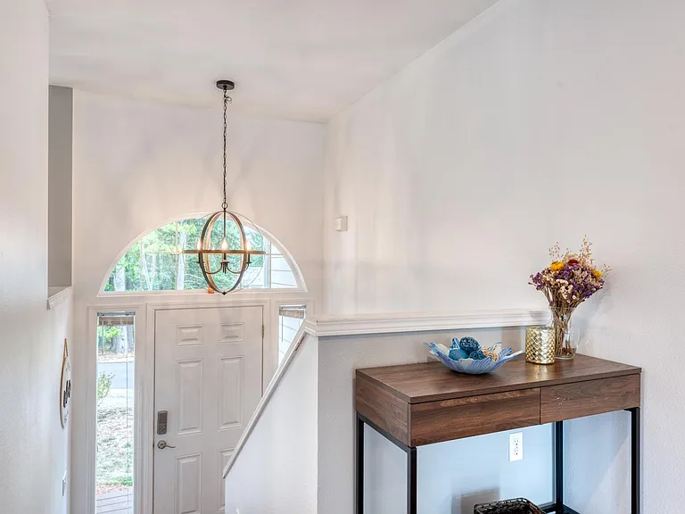 Front door entry area