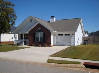 211 Summerstone Bnd, Byron, GA 31008