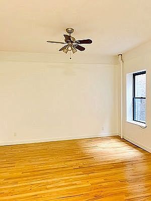 4th image of 404 W 46th St APT 5C