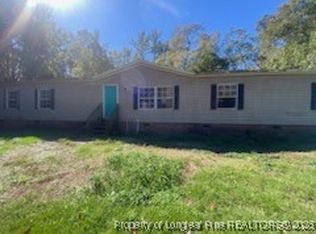 1329 McArthur Rd, Maxton, NC 28364