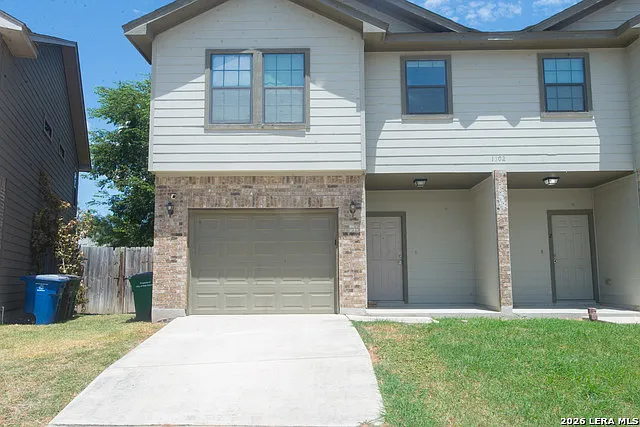 3 bed, 2.5 bath, 1532 sqft, $1,550 — Photo 1
