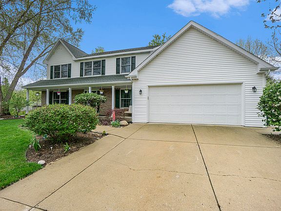 3rd image of 3479 Davcliff Ave