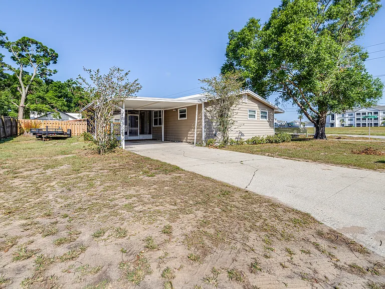 3935 Clubhouse Rd — Photo 11