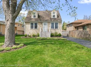 4022 N Lincoln St, Westmont, IL