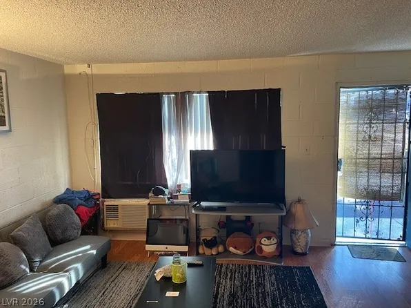 4600 University Center Dr #177, Las Vegas, NV 89119