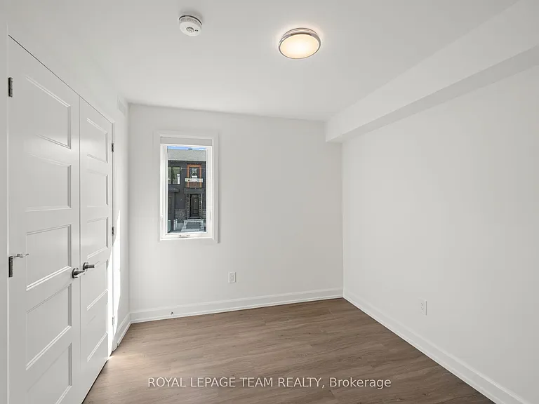 998 Hollington St #MAIN — Photo 19