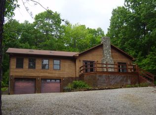 699 Deer Track Ln, Purlear, NC 28665
