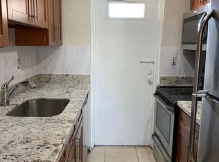 10900 SW 104th St APT 308, Miami, FL 33176