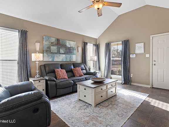 5th image of 13727 Churchwood Dr
