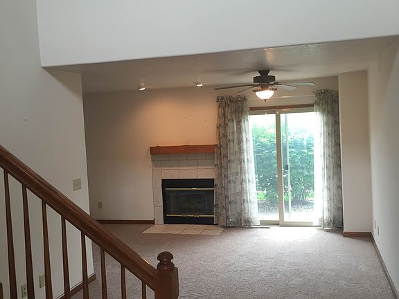 3rd image of 321 William Latham Dr