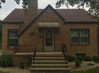 2323 6th St, Peru, IL 61354