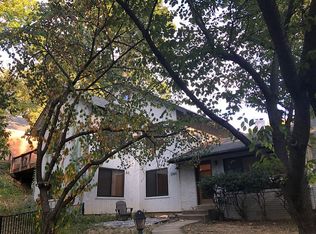 2360 S Arlington Ridge Rd, Arlington, VA 22202