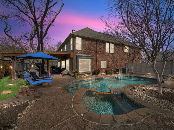 113 Lake Forest Ct, Garland, TX 75044