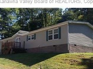 170 Branham Heights Rd, Sylvester, WV 25193