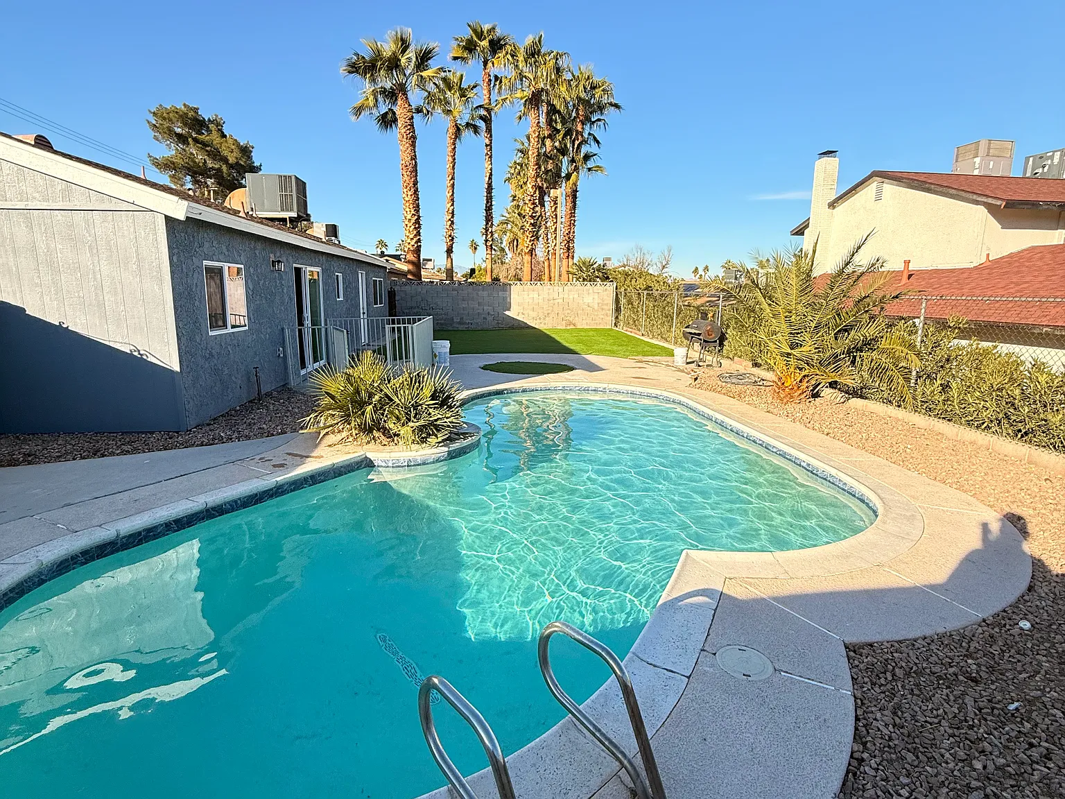 3 bed, 1365 sqft, $2,600 — Photo 3