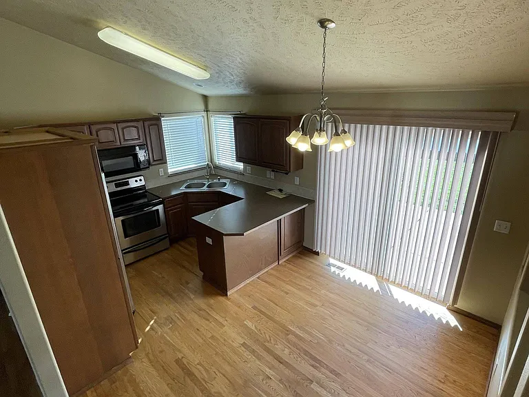 3820 S Morrow Ln — Photo 14