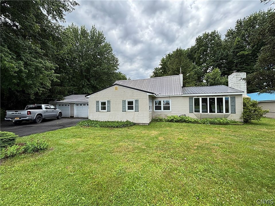 1st image of 1302 & 1296 Fyler Rd