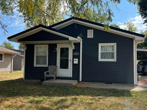 1260 Mason St, Barry, IL 62312
