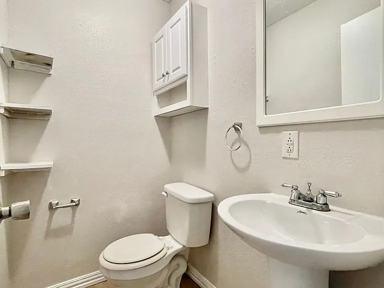 205 S Mitchell St — Photo 5