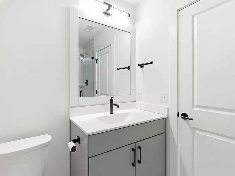 213 Myrtle Ave — Photo 42