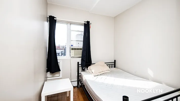 Rented by Nooklyn NYC LLC | media 52