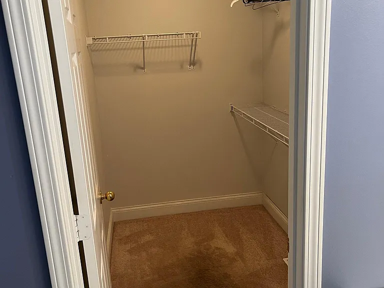 108 Jennifer Ct — Photo 13