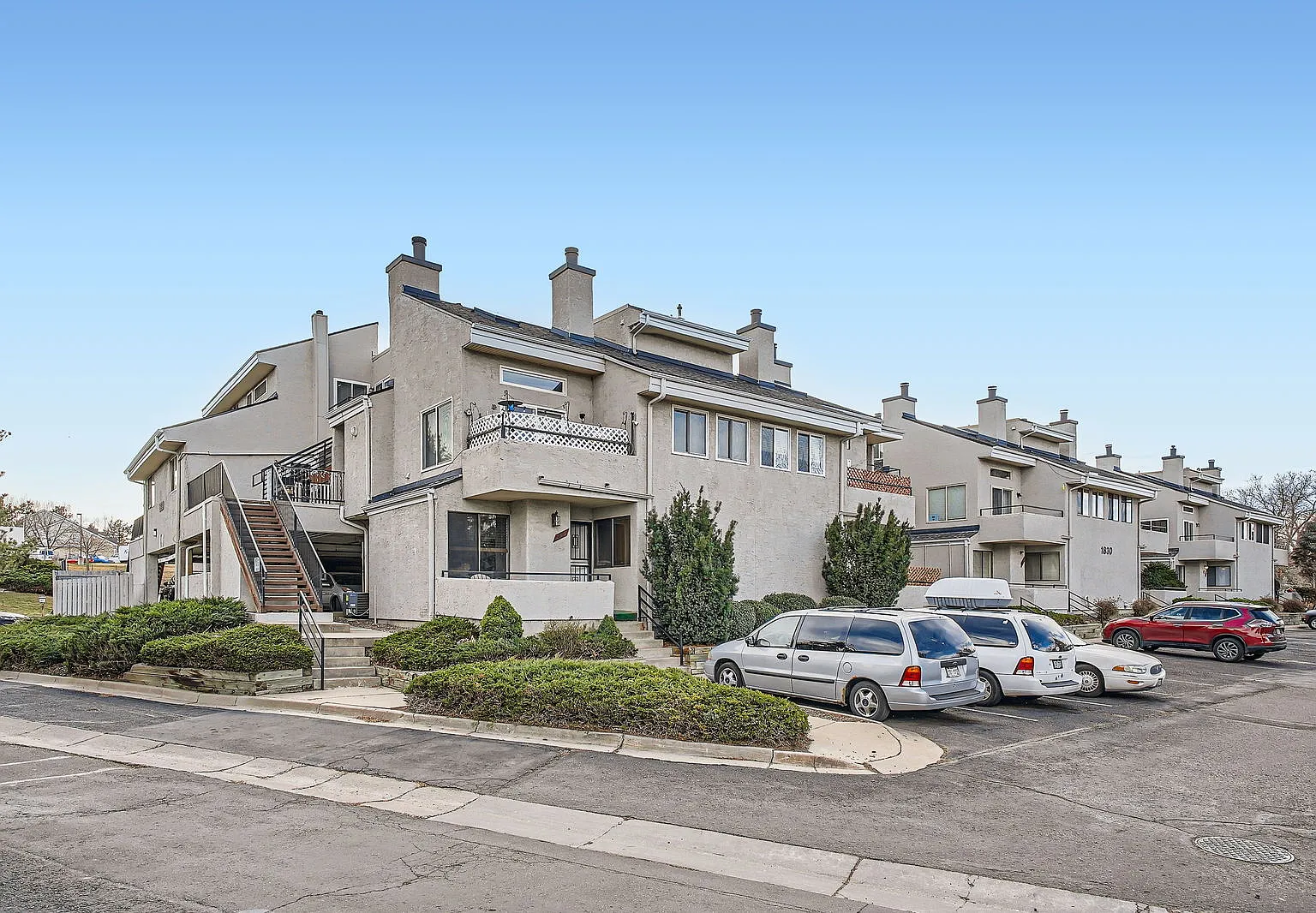 1 bed, 746 sqft, $1,595 — Photo 2