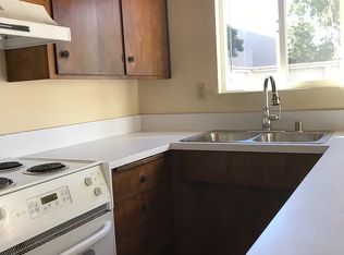 178 Paddon Pl APT 1, Marina, CA 93933