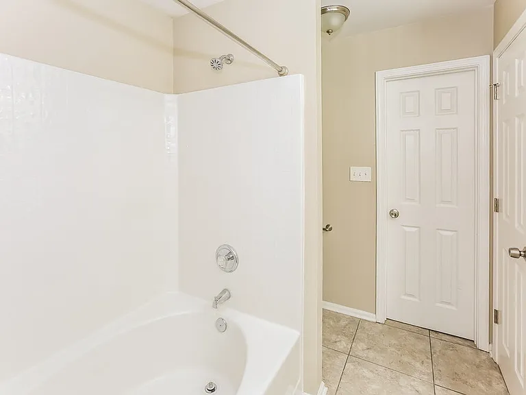 6727 Hidden Forest Dr — Photo 12