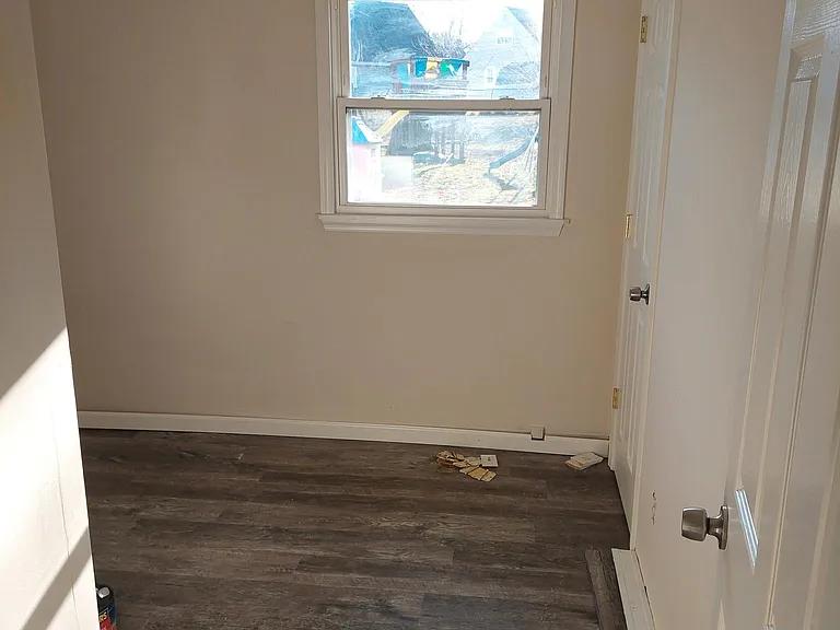 Chestnut St — Photo 14