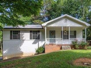 860 Anchor Dr, Lenoir City, TN 37771