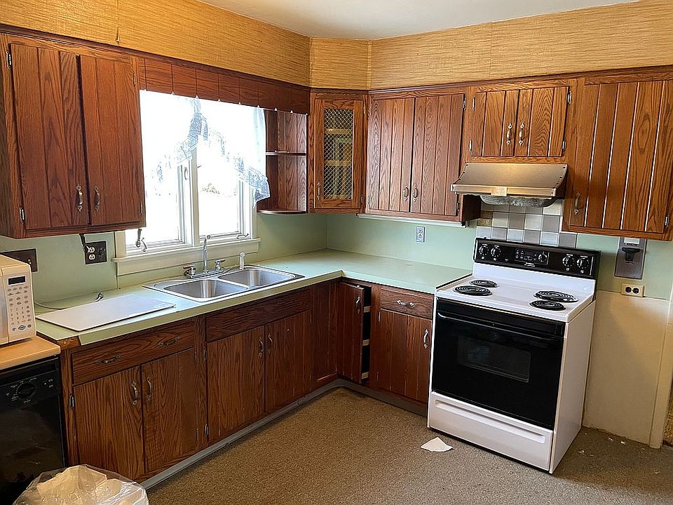 10 Trout Lake St, Edwards, NY 13635 Zillow