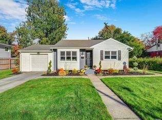 289 W 24th St, Deer Park, NY 11729