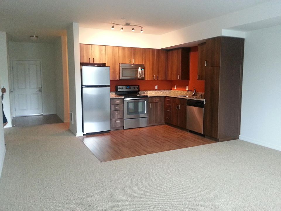 1st image of 12340 NE 115th Pl #305