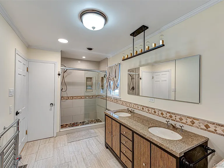 23 Pinetree Ln — Photo 17