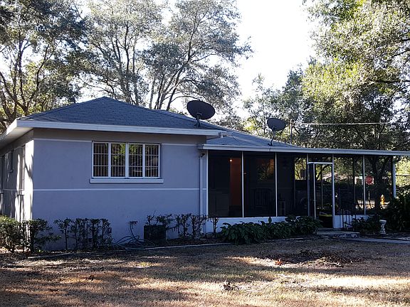 5th image of 1202 E Hanna Ave
