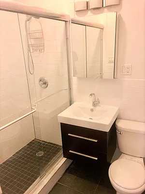 Rented by Newcastle Realty Services | media 31