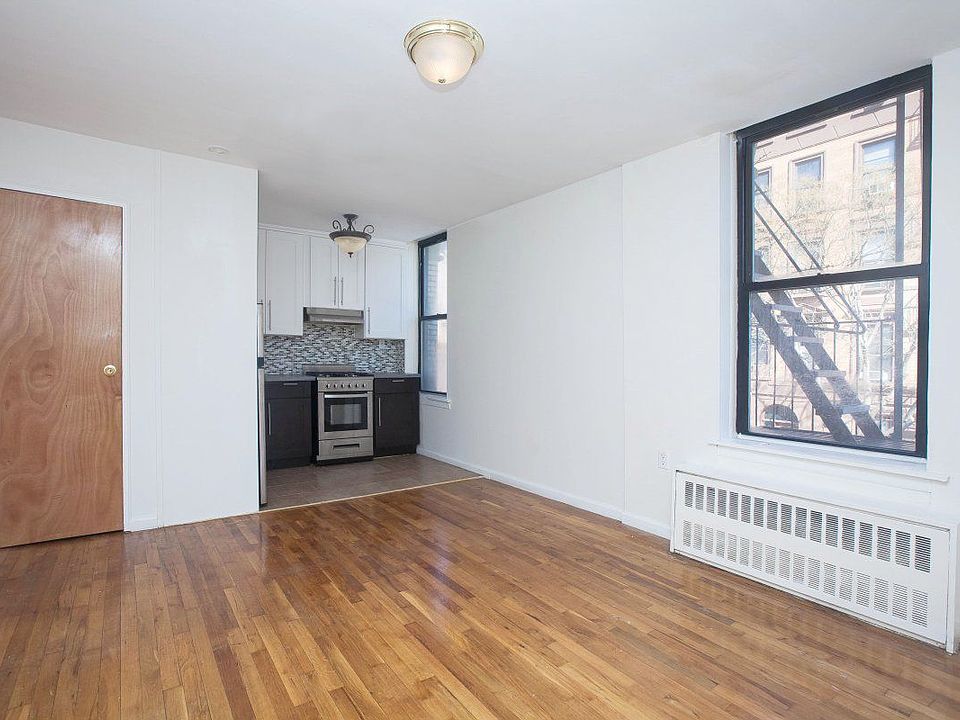 2nd image of 100 W 118th St APT 2C