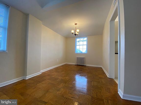 3rd image of 1304 N Meade St #Eng4