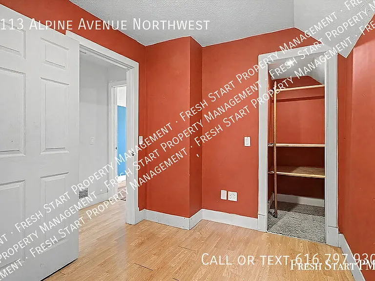 1113 Alpine Ave NW — Photo 20