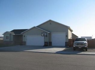 255 NE Greystone Loop, Mountain Home, ID 83647