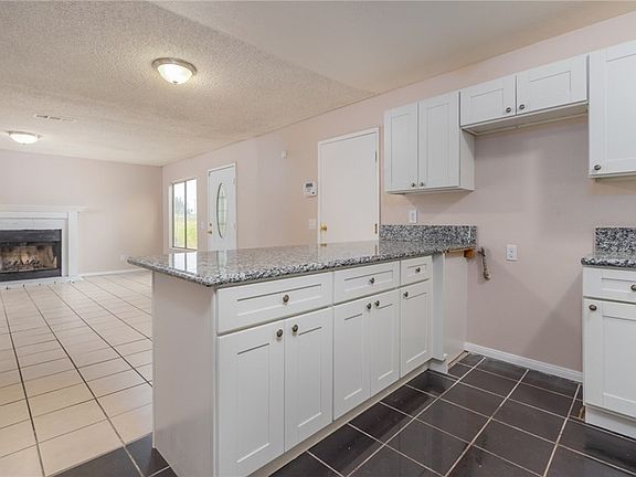 3rd image of 2297 W King St