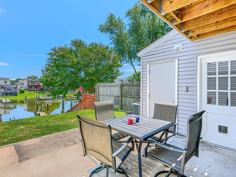 209 Bridge Dr — Photo 46