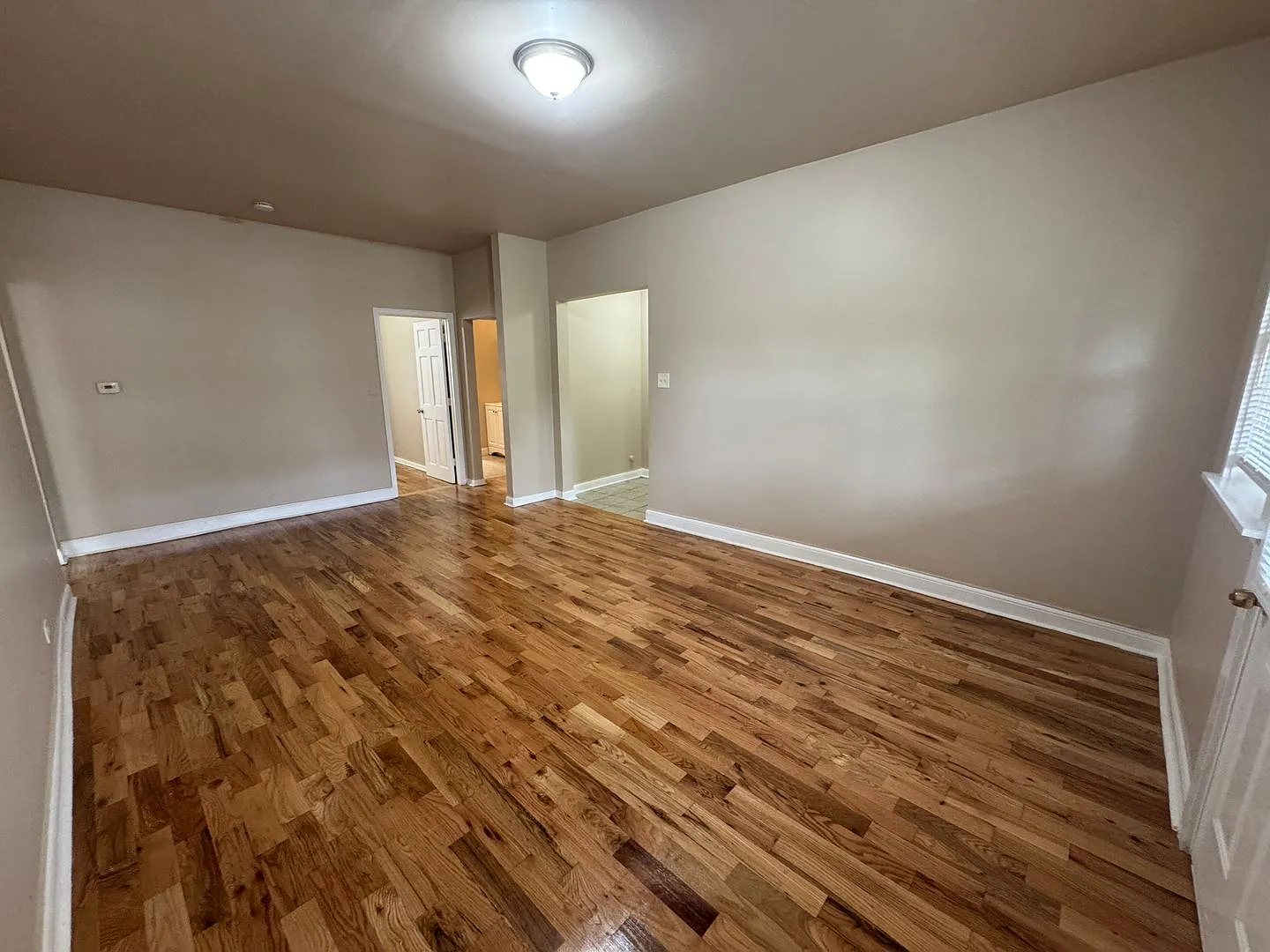 2 bed, $1,200 — Photo 2