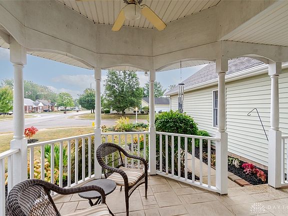 5th image of 219 Nation Ave