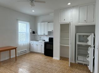 1820 Green St, Philadelphia, PA 19130