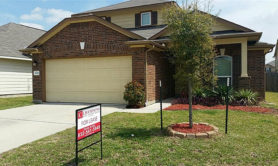1st image of 2318 Lakecrest Town Dr