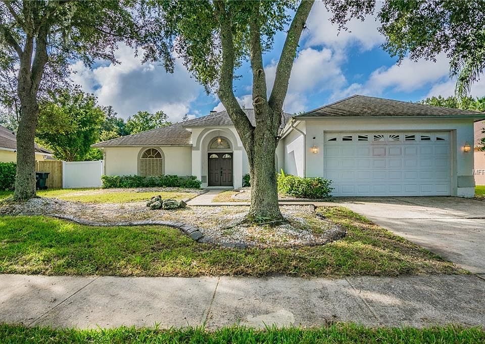 1st image of 9905 Cypress Shadow Ave