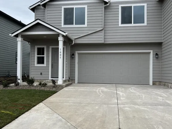 1005 Sommerville Loop, Harrisburg, OR 97446